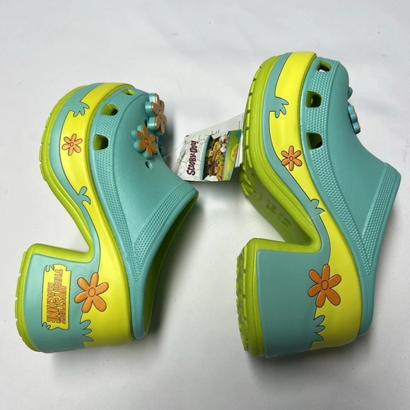 Siren Crocs Scooby Doo Clogs Size 9 - Picture 8 of 11